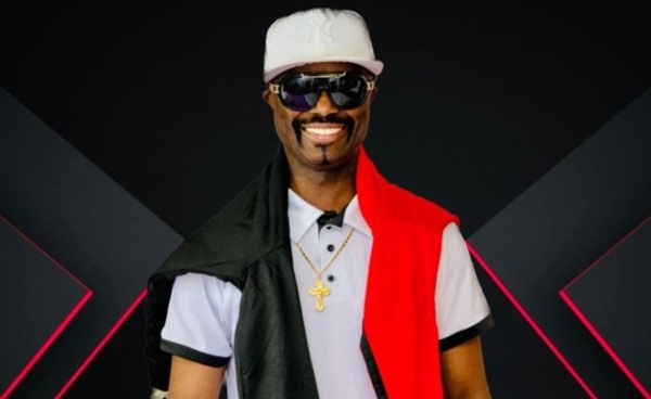 Mr Chichi She said hi