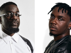 Sarkodie Endorses Kweku Smoke at the Revival Concert L-R (Sarkodie, Kweku Smoke)