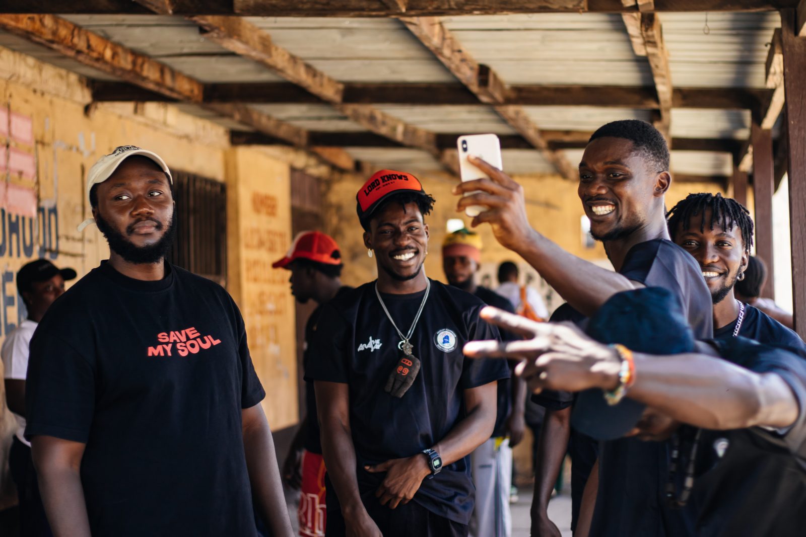 AratheJay Gives Back to Tema Ahead of Europe Tour AratheJay Clean up