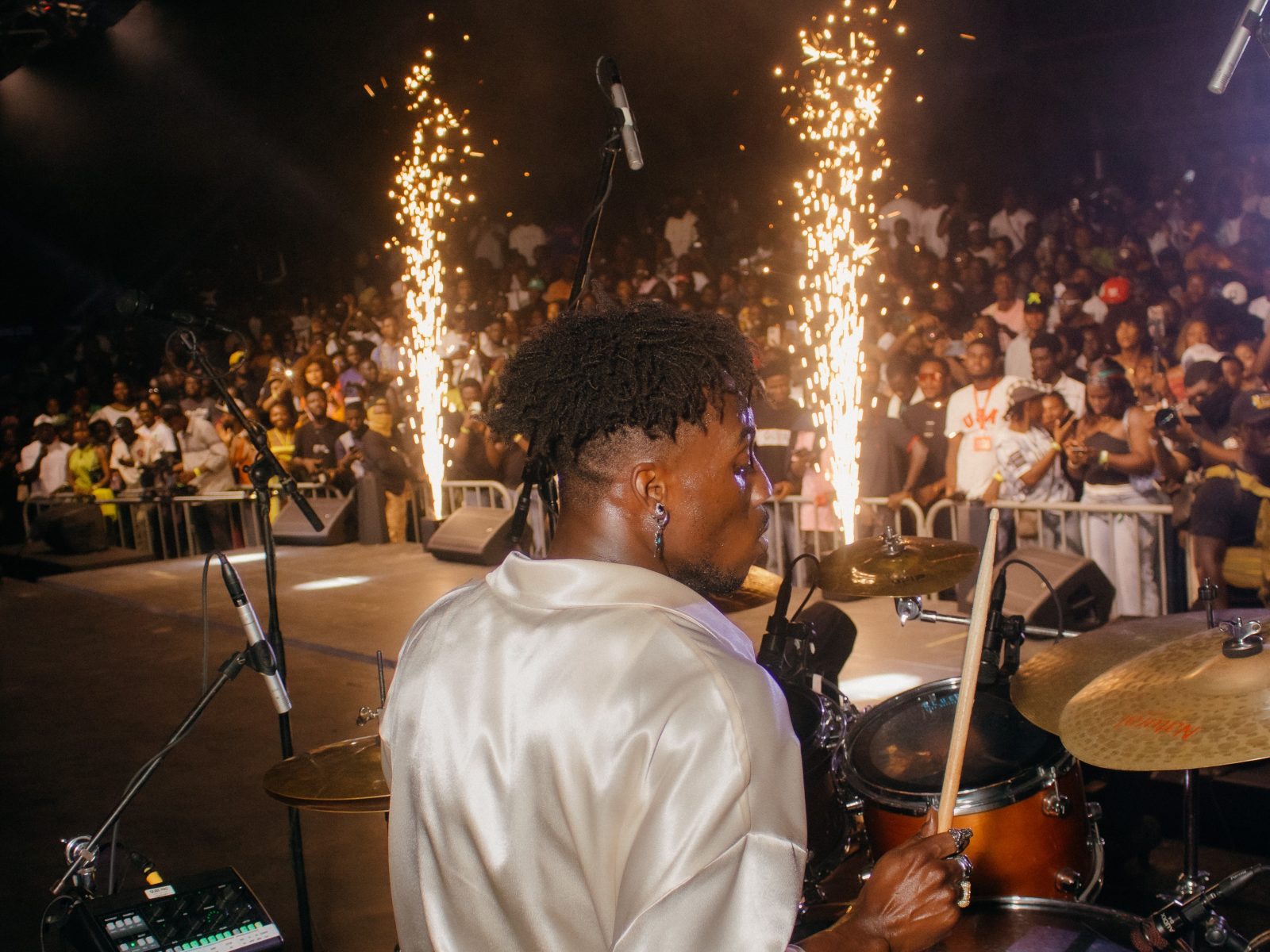 AratheJay Nimo Live 25